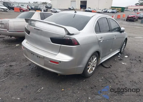 2016 Mitsubishi Lancer Es z USA, uszkodzony, nr VIN JA32U2FU8GU002129